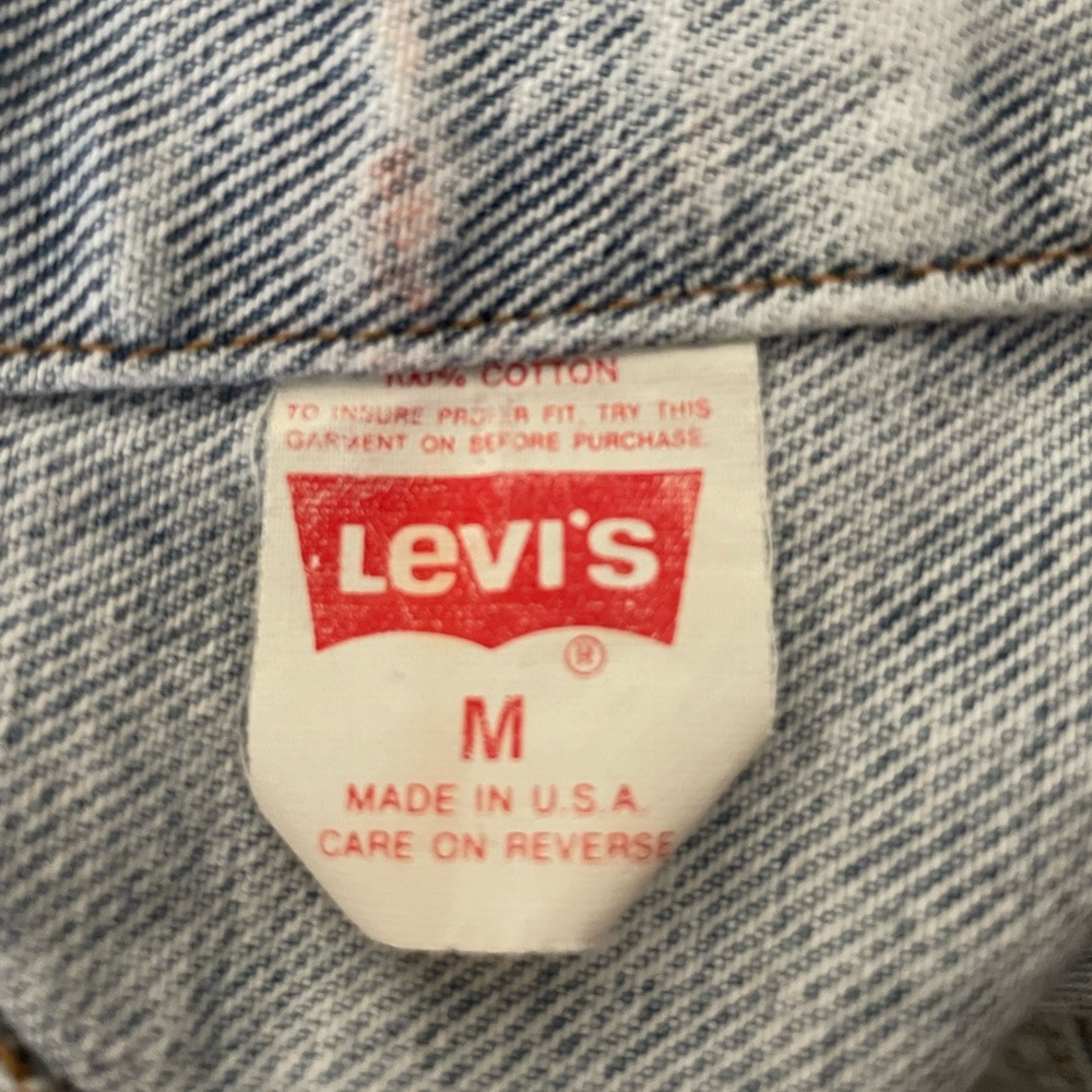 Vintage Levi’s Jean Jacket - Picture 3 of 4